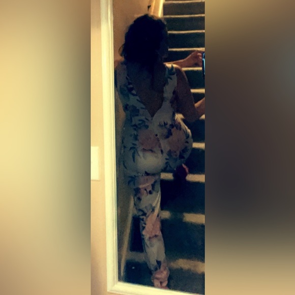 Floral pants romper size XL - Picture 13 of 13